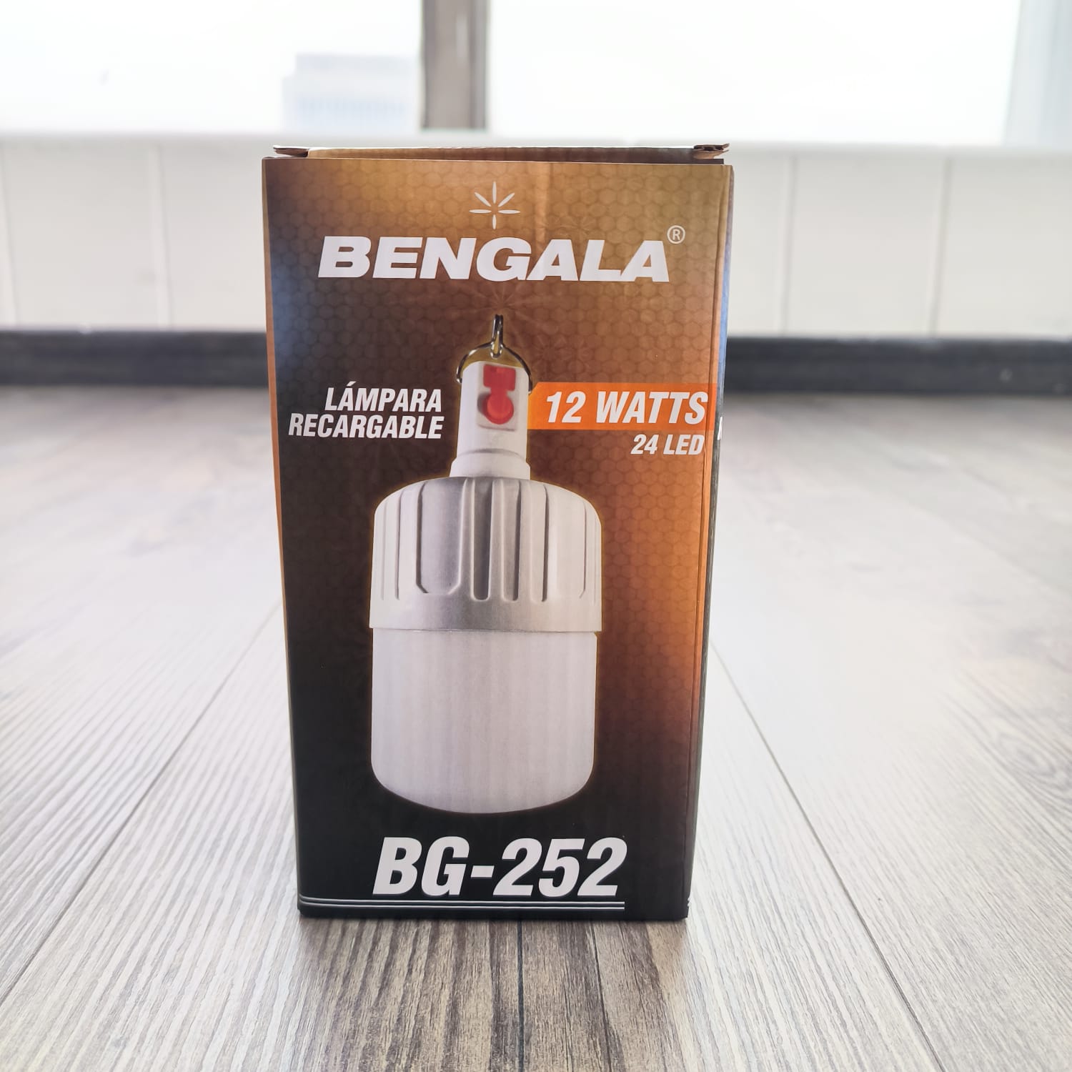 Bombillo lámpara recargable led 12watts Bengala